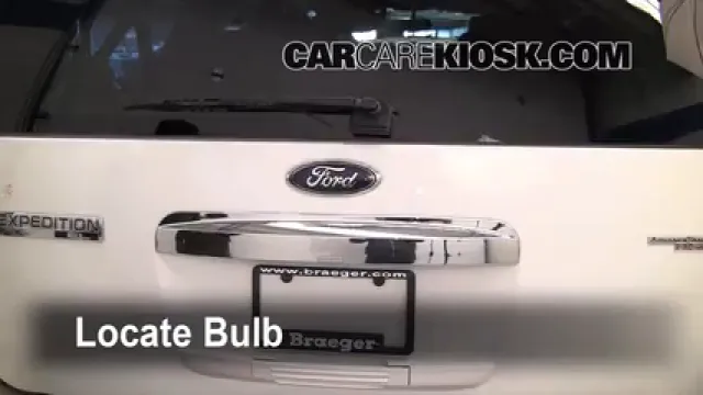 2007 Ford Expedition EL Eddie Bauer 5.4L V8 Luces Luz de freno central (reemplazar foco)